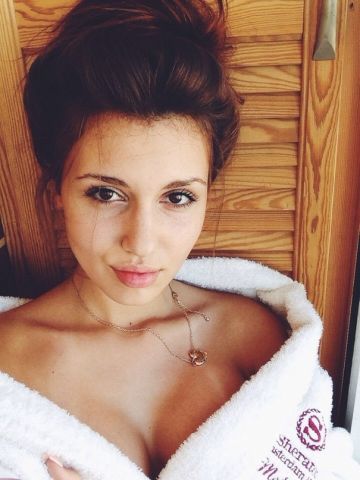 Проститутка Лея